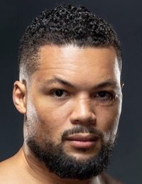 How tall is Joe Joyce?